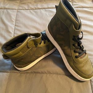 Boys Casual Sneakers